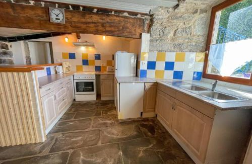 Mazet-Saint-Voy House | La Phonolite, Gîte familial, Wifi, campagne
