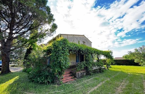 Aubignan House | La Provençale - Air-conditioned rooms - Secure swimming pool