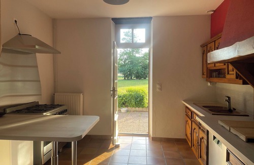 La Chapelle-Montlinard Villa | La Raimbauderie – A charming 4-star vacation rental with air conditioning, nestled in the heart of nature and vineyards.