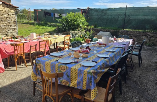 Chaux House | La Rainette, a family home on the wine route between Dijon and Beaune.