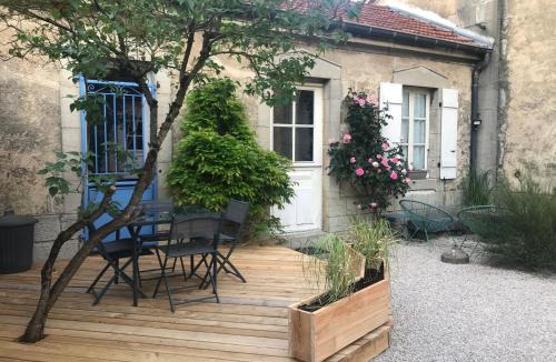 Poligny Bed & Breakfast | La Rotonde