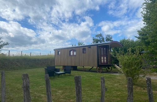 Chissey-sur-Loue House | La Roulotte au Paradis