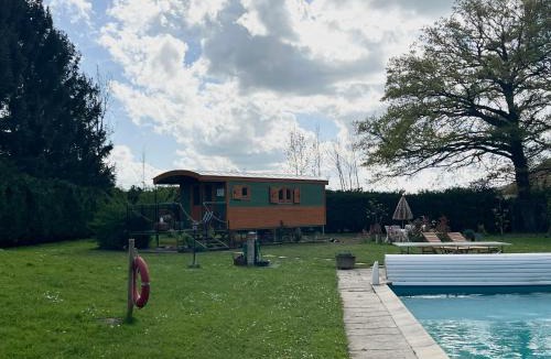 Quingey Bed & Breakfast | La Roulotte deluxe de Malpas