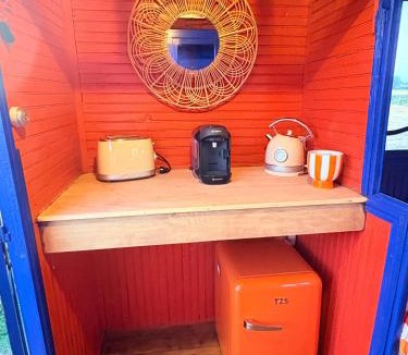 Beaulon Bed & Breakfast | La Roulotte POP des Grillots