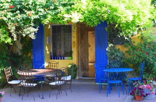 Villes-sur-Auzon House | La Sarrasine