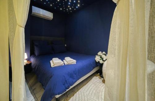Livron-sur-Drome Apartment | LA SECRET ROOM - suite de luxe avec jacuzzi