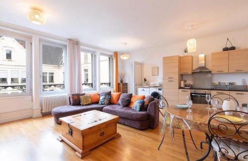Macon Apartment | La Suite des Épinoches - Parking Privé