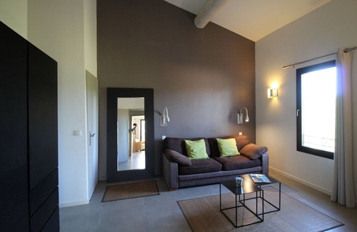 Cairanne House | LA SUITE DU MAS DES AKENES (2 people - Children not admitted)