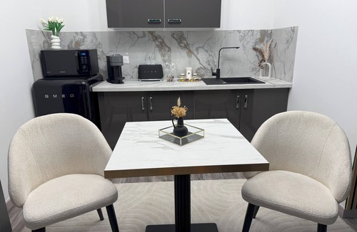 Gaillard Apartment | La Suite Genève Gaillard-Jaccuzi