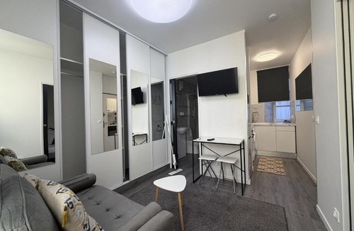Le Puy-en-Velay Apartment | La suite Saint Régis 2