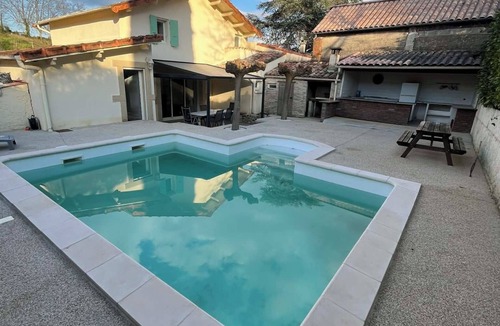 La Voulte-sur-Rhone House | La Tit'Laurette: swimming pool and pizza oven