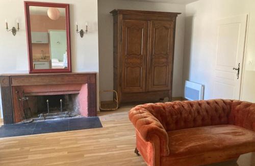 Aiglepierre Apartment | La tourelle d'Aiglepierre