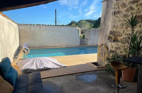 Saint-Julien-du-Serre House | La Trêve - Mas 12 personnes rénové avec Piscine