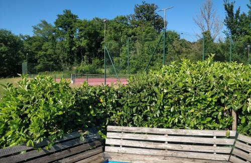 Crux-la-Ville House | La Vache Tennis Privé