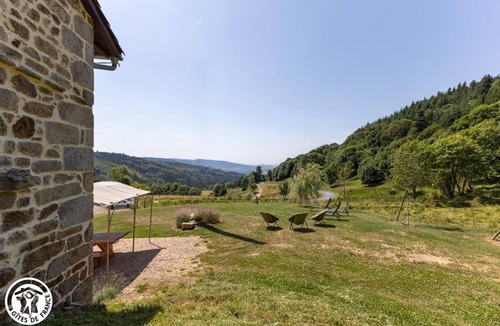 Saint-Antheme House | La Vie D'ance - Saint Antheme