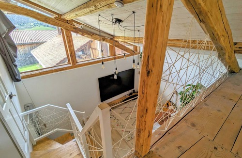 Toiny House | La Villa Fontaine: Heated Pool, Home Cinema & Sauna in the Heart of Belledonne