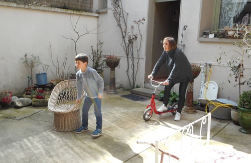La Ville-du-Bois Apartment | La Ville Du Bois: Charming apartment 20 km from Paris