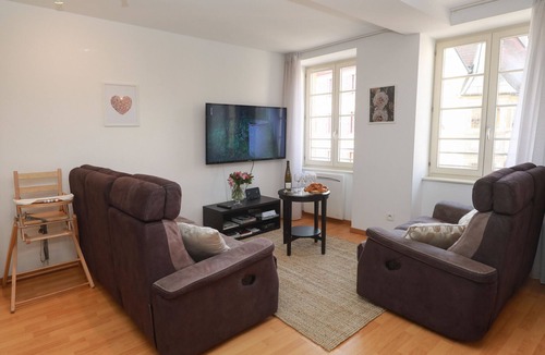Old Town Apartment | lang 80m2 city center 3br