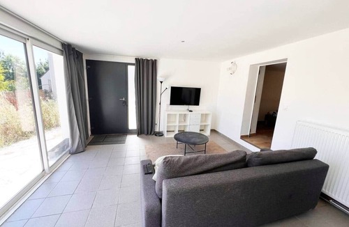 Mons - Plaine basse Apartment | Large 3-room apartment 2 min from Orly