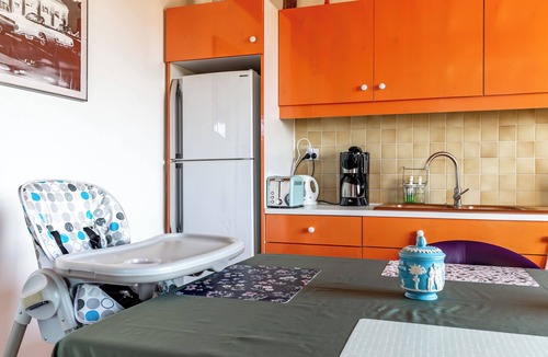 Chasse-sur-Rhone Apartment | Large 75m2 apartment with quiet view 25km from Lyon