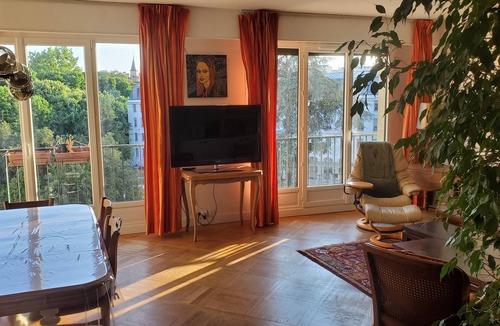 Vanves Apartment | Large apartment, close to the metro, 15 minutes from Pte de Versailles, quiet, sunny location