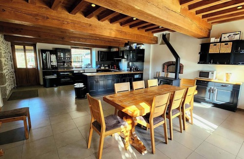 Lormes House | Large character house Pets welcome at no extra charge