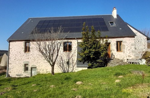 Lormes House | Large character house Pets welcome at no extra charge