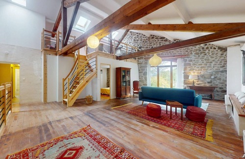 Vielprat House | Large, comfortable farmhouse on the edge of the forest with panoramic views of the valley.