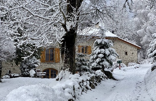 Fayet-Ronaye House | Large family gîte in Auvergne, 5 bedrooms, linen included, sleeps 12,