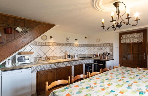 Fougerolles Cottage | Large family home in nature, near Vosges - WIFI, parking