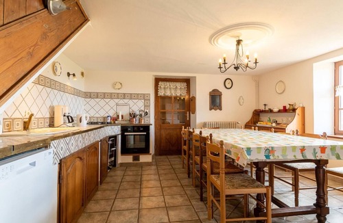 Fougerolles Cottage | Large family home in nature, near Vosges - WIFI, parking