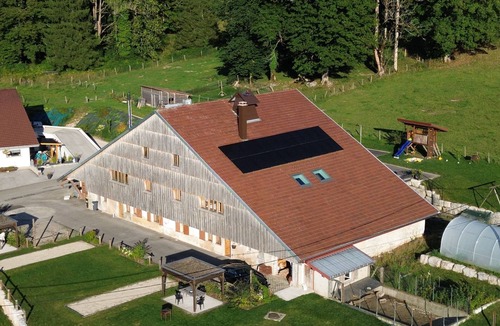 Ville-du-Pont Apartment | Large Gîte sleeps 10 in a Comtoise farmhouse with terrace and pétanque court!