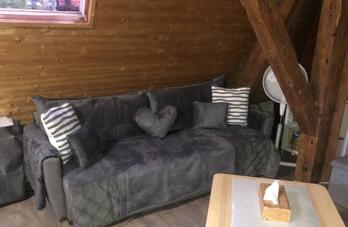 Crest Bed & Breakfast | Large private room in fully equipped apartment