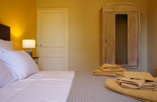 Bedoin House | Large Provencal Mas renovated for 10 people and 2 bb with swimming pool at the foot of Ventoux