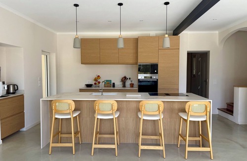 Valreas House | Large renovated Mas provençale with swimming pool