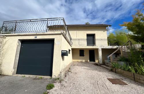 Champvans House | Le 32 Maison proche Dole