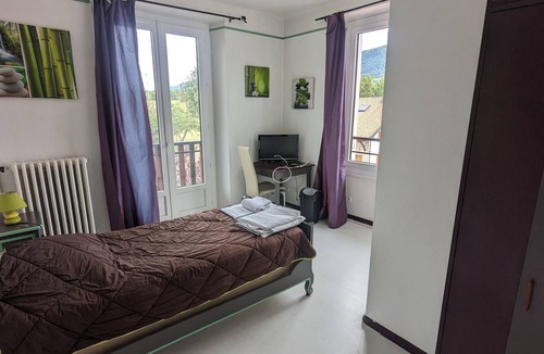 Lully Apartment | Le Balandri - Chambre Indépendante Avec Cabine de Douche