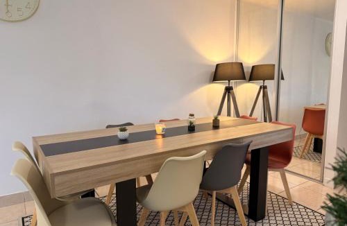 Nantes Apartment | Le Beauséjour ! Beaux volumes, idéals pour un séjour confortable et reposant