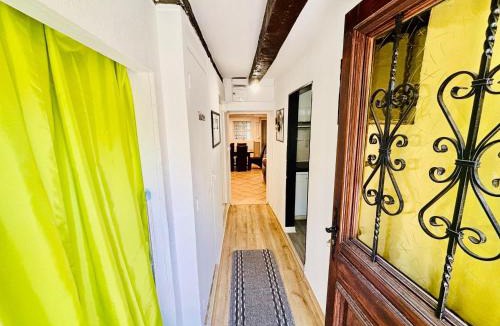 Le Breuil Apartment | Le bienvenu - 4 chambres - Proche Gare TGV et RCEA