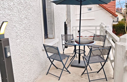 Aix-les-Bains Apartment | Le Bleuet - 5mn walk from the lake - Private parking lot