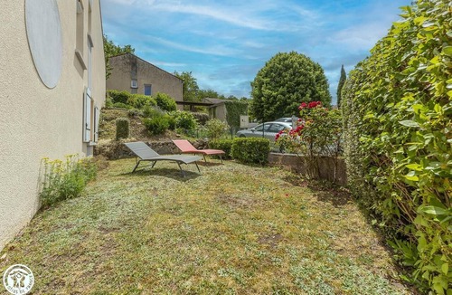 Parent House | Le Brito - PARENT - Vacation Rental