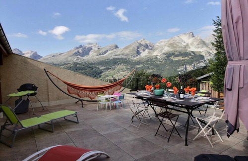 Saint-Disdier Cottage | Le Cabanou - Private SPA in the countryside. Quiet, natural setting with superb views
