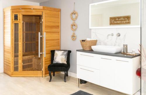 Paroisse Notre-Dame Apartment | Le Carpe Diem - Détente & Bien-être - Balnéo, Sauna, CLIM, Terrasse, Parking privé