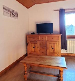 Habere-Poche Apartment | Le Chalet de Poche - Gite 2 étoiles - 5 pers