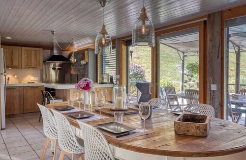 Toiny Villa | Le Chalet des Eaux Piscine