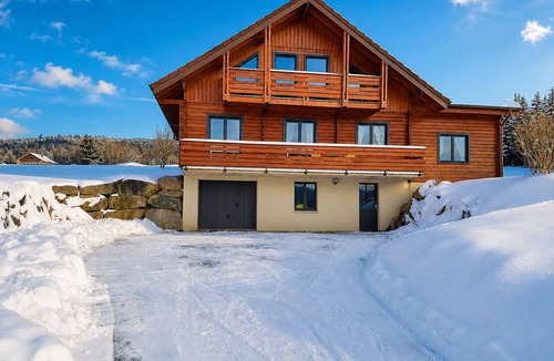 Le Syndicat Ski Chalet | Le Chalet des Rêves Vosgiens : Valley view, SPA/Jacuzzi, Brasero.