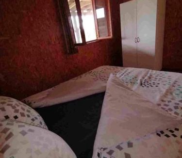 Marigny-sur-Yonne Ski Chalet | LE CHAMP RADIS 4 chalets Canal du Nivernais Morvan