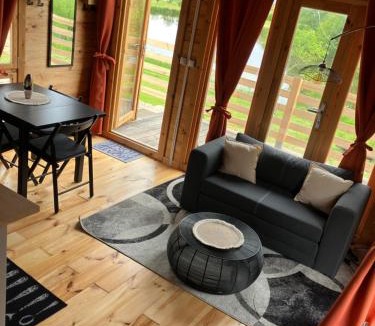 Frederic-Fontaine Ski Chalet | Le chant des grenouilles