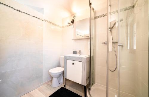 Saint-Romain-en-Viennois Apartment | Le Chant des Cigales - Climatisé piscine partagée