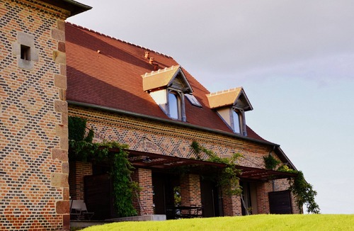 Montbeugny House | Le Chevreuil Cottage –Charming accommodation in the heart of the Damayots Hamlet